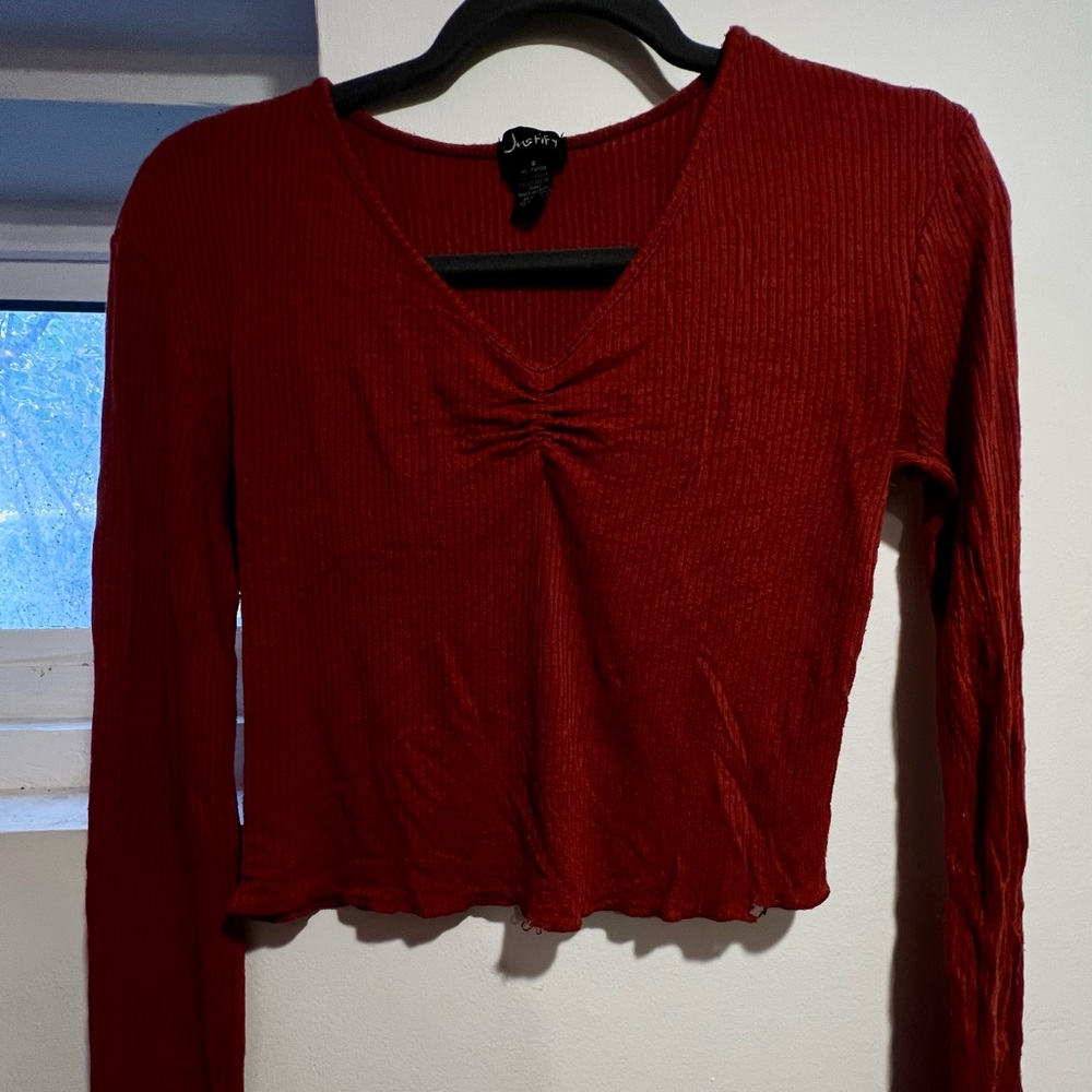Cropped long sleeve